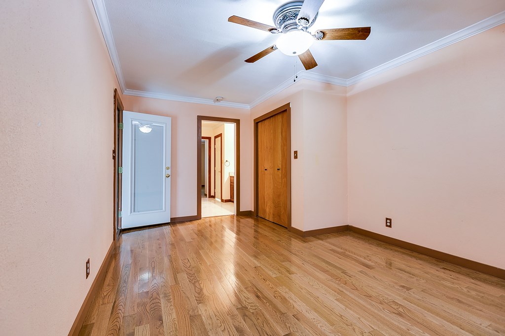 6626 Knickerbocker Rd Property Photo 18