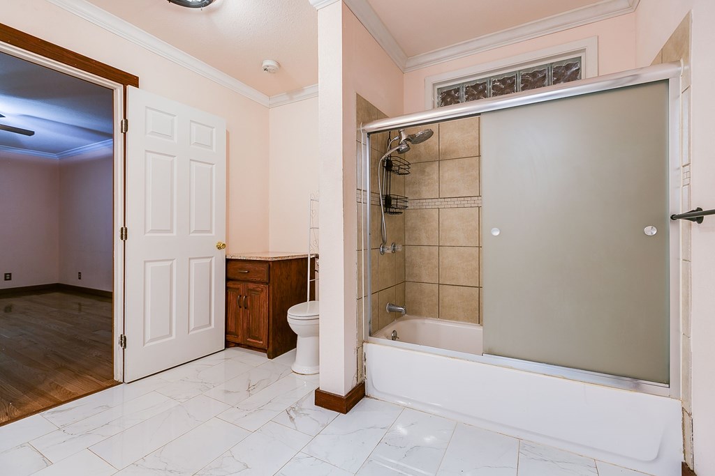 6626 Knickerbocker Rd Property Photo 20