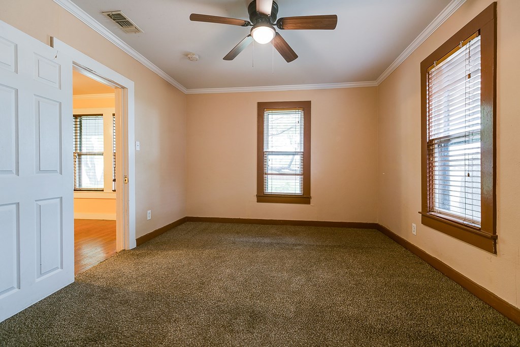 6626 Knickerbocker Rd Property Photo 21