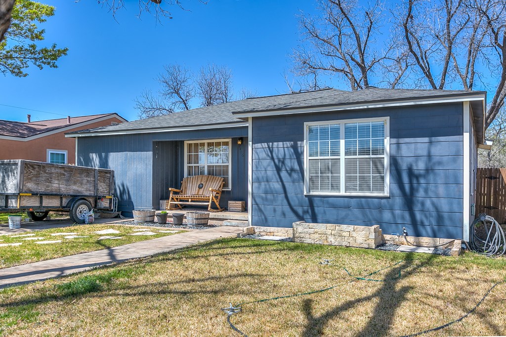 2406 Rio Grande St Property Photo 3
