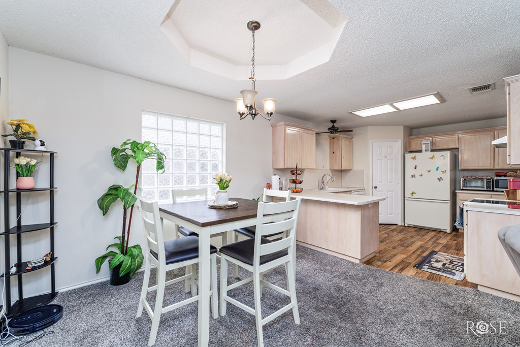 5221 Coral Way Property Photo 8