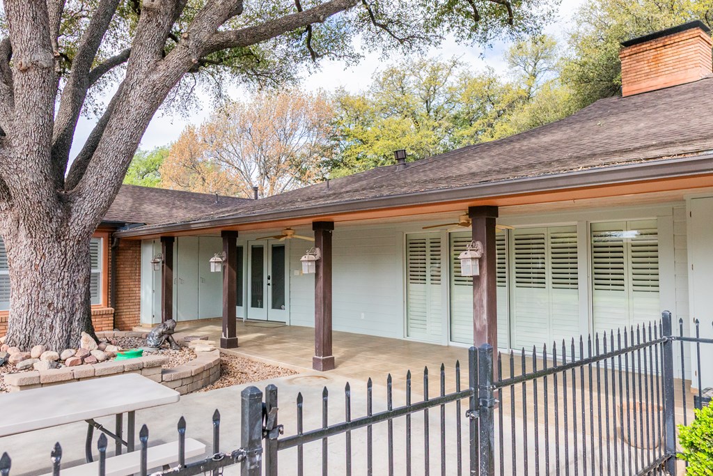 2627 Live Oak St Property Photo 46