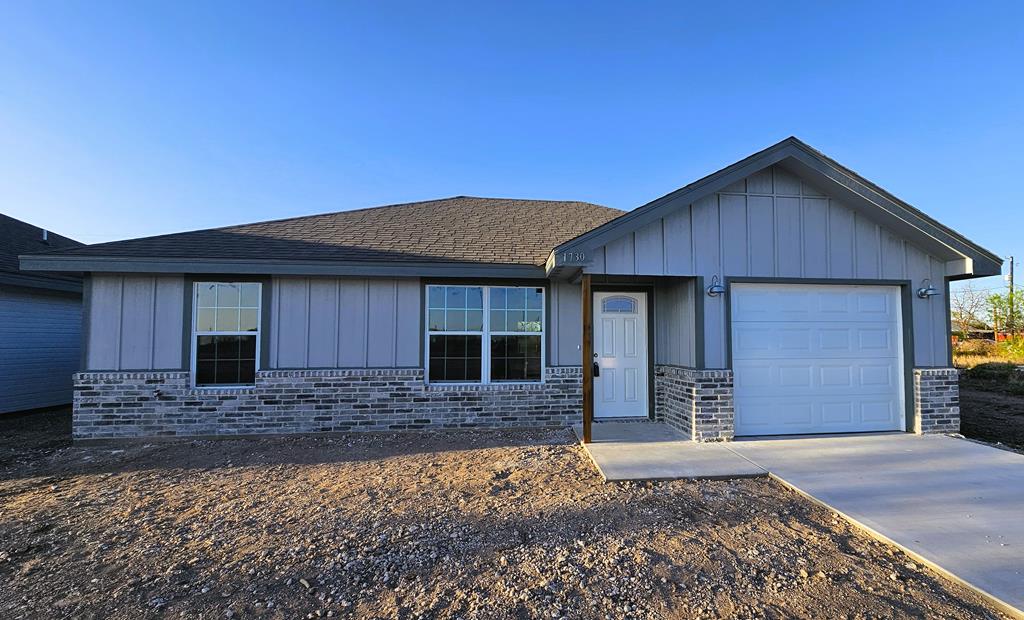 1730 La Follette St Property Photo