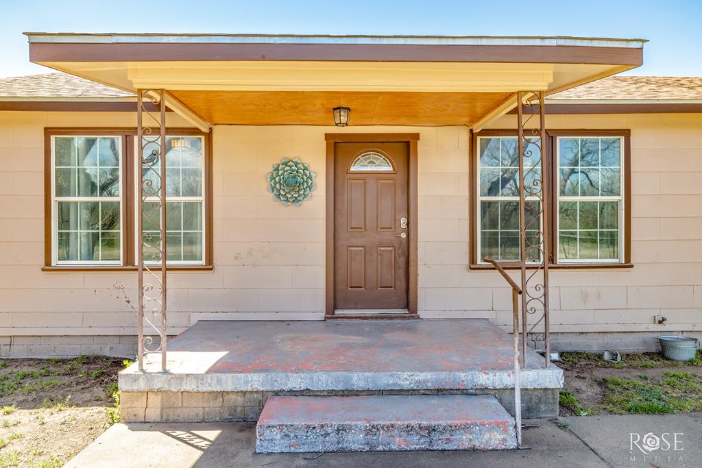 8485 Burrell Rd Property Photo