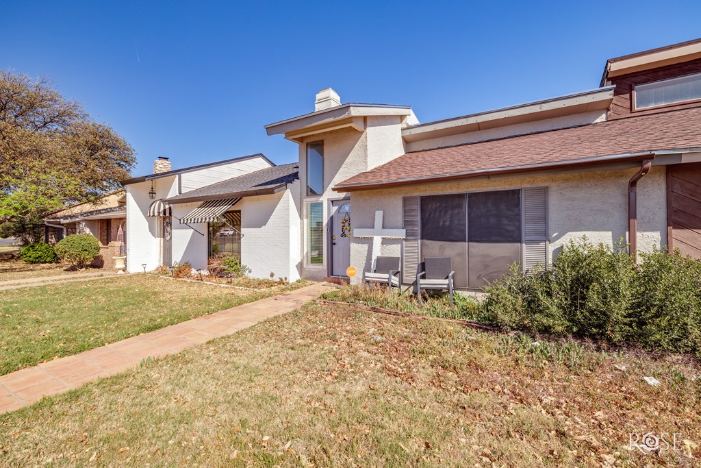 2620 Sunset Dr Property Photo 3