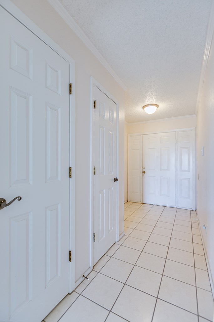 261 Edinburgh Rd Property Photo 6