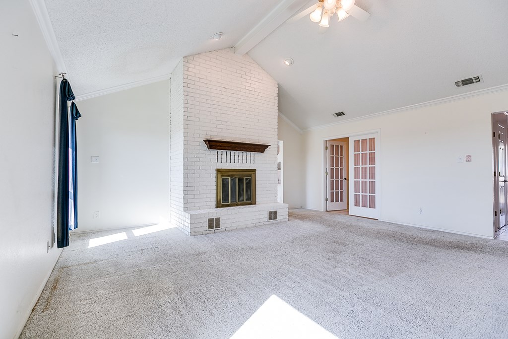 261 Edinburgh Rd Property Photo 9