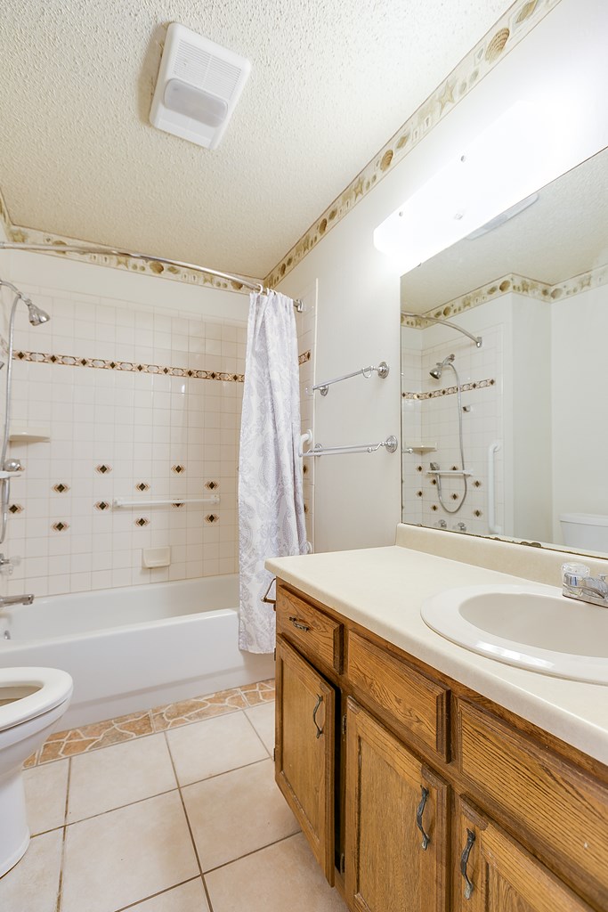 261 Edinburgh Rd Property Photo 27