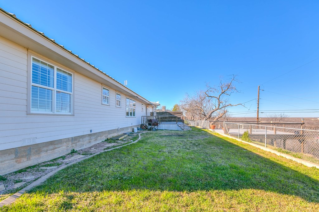 600 Mccarver Dr Property Photo 33