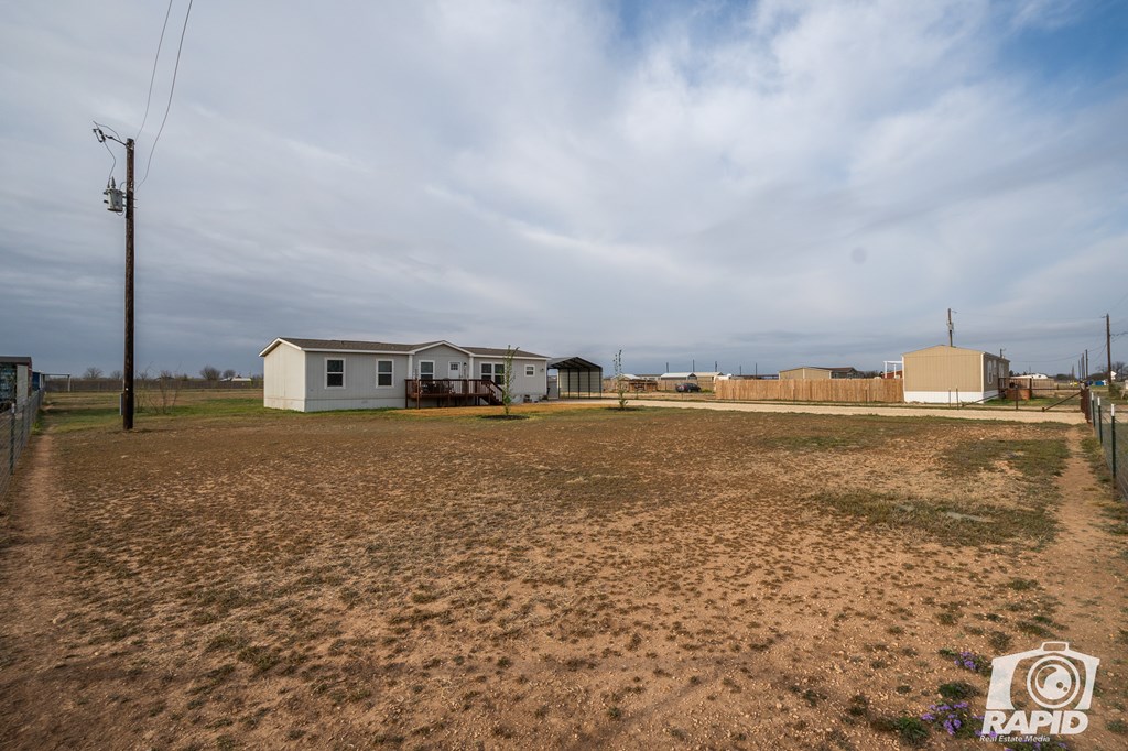 7909 W Grape Creek Rd Property Photo 4