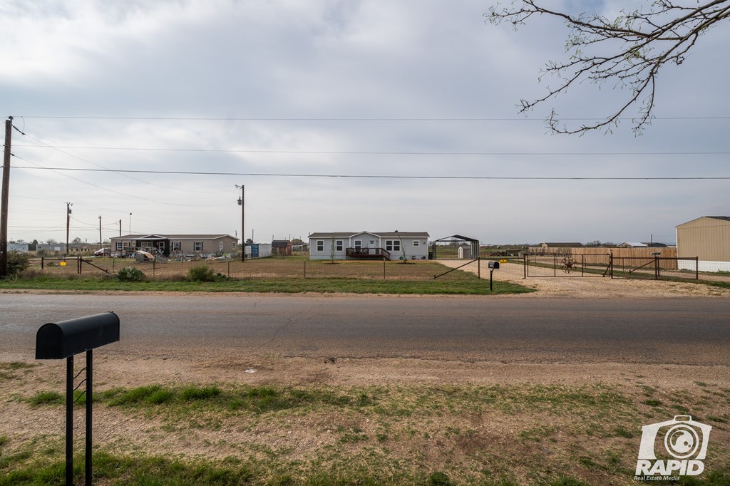7909 W Grape Creek Rd Property Photo 6
