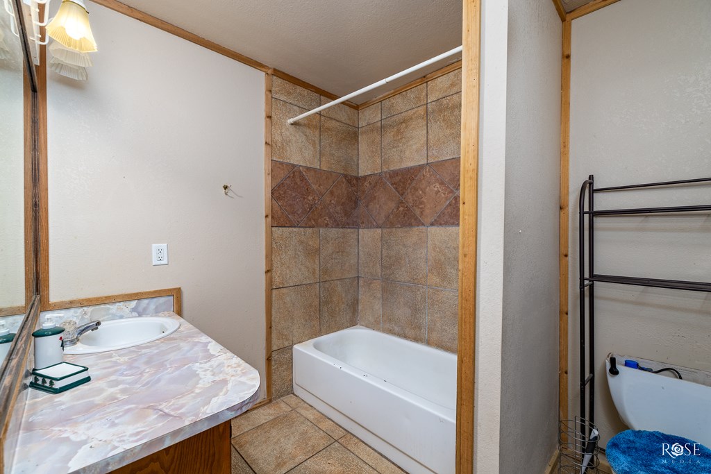 20114 Playland Park Property Photo 11