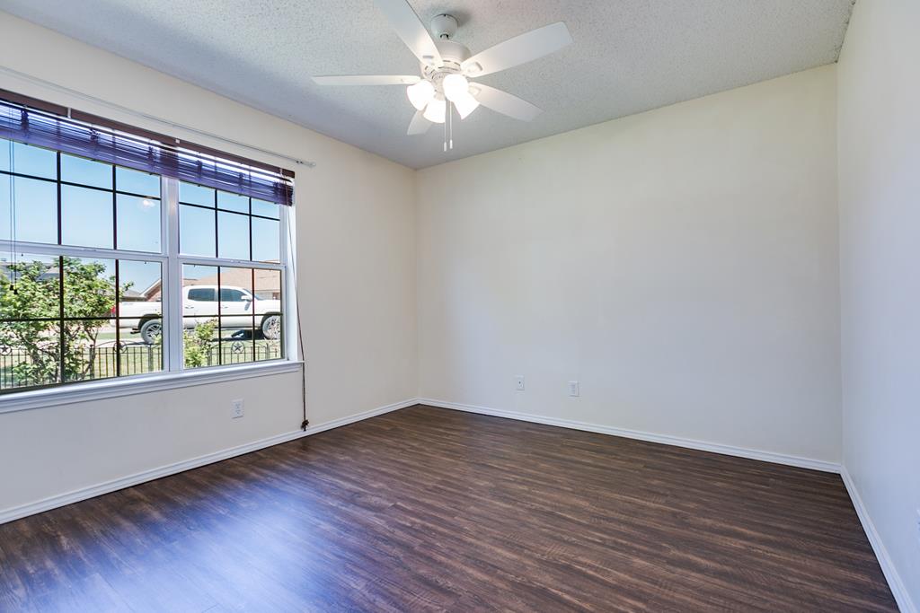 2833 Selman Dr Property Photo 21