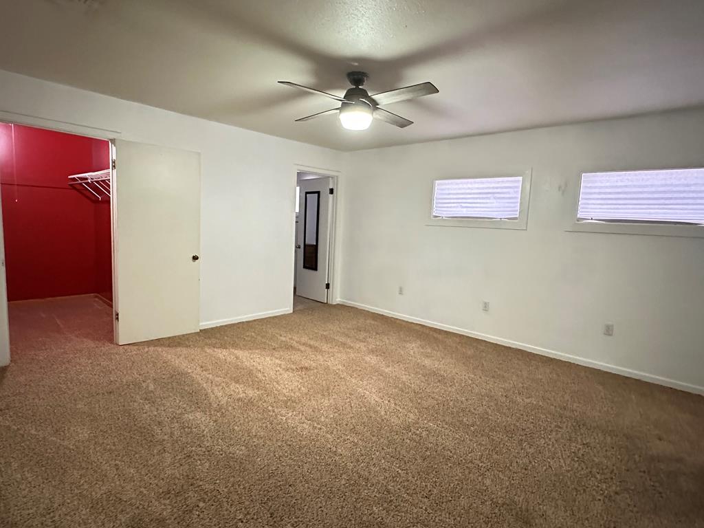 213 S Garrett St Property Photo 14