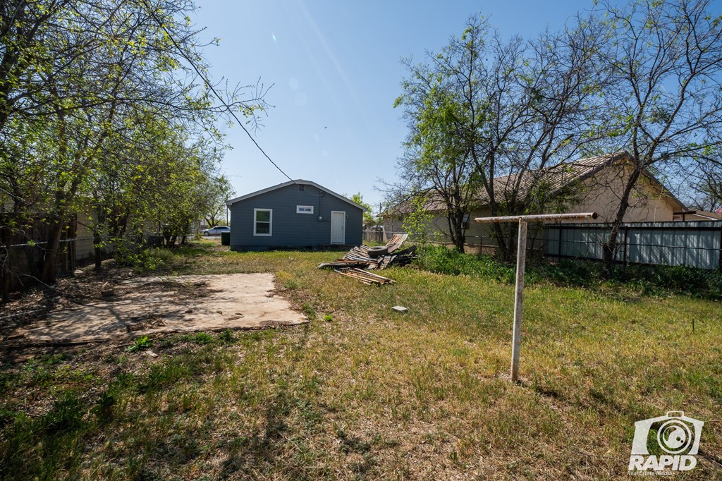 2526 Abilene St Property Photo 16