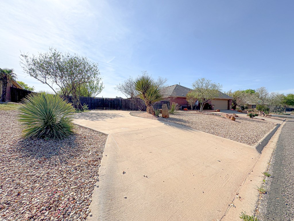 6001 Averill Way Property Photo 27