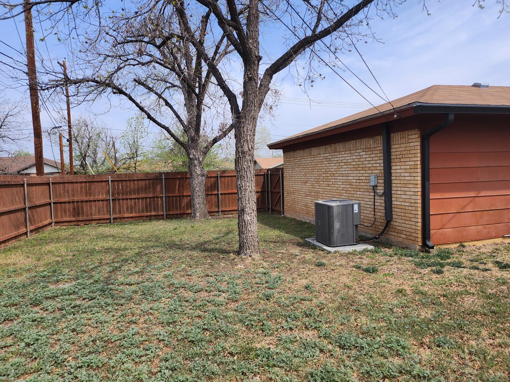 1001 Wynne Ave Property Photo 18