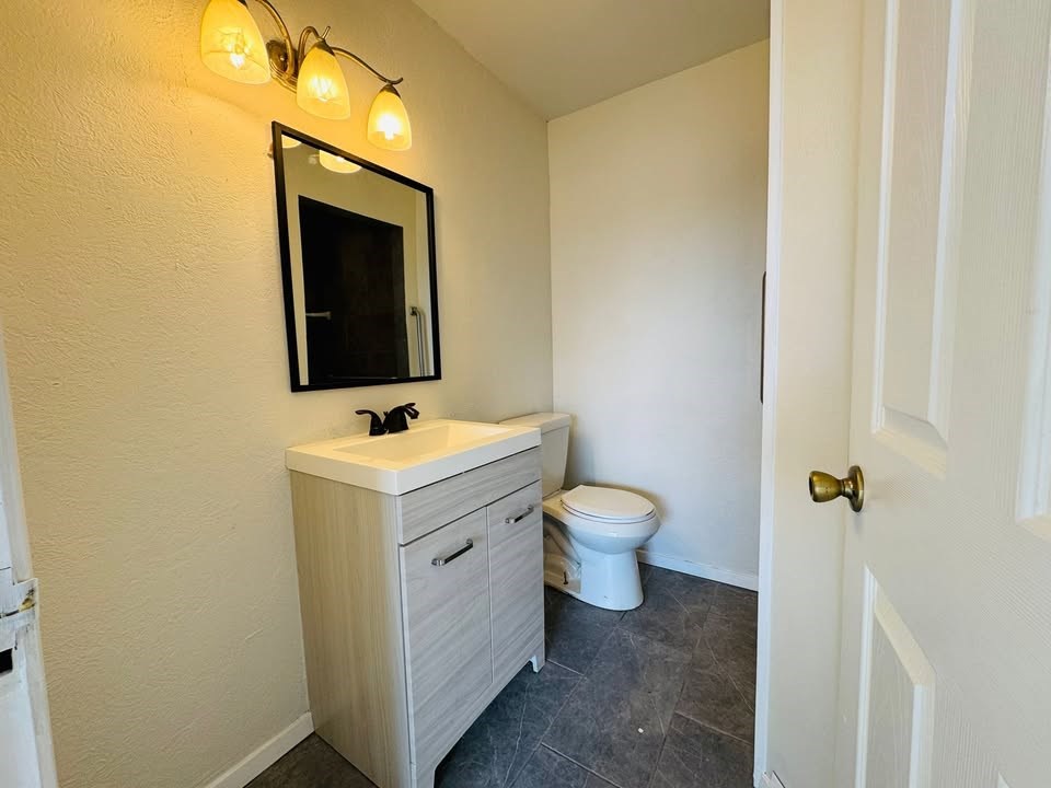 3502 Grape Creek Rd Property Photo 7