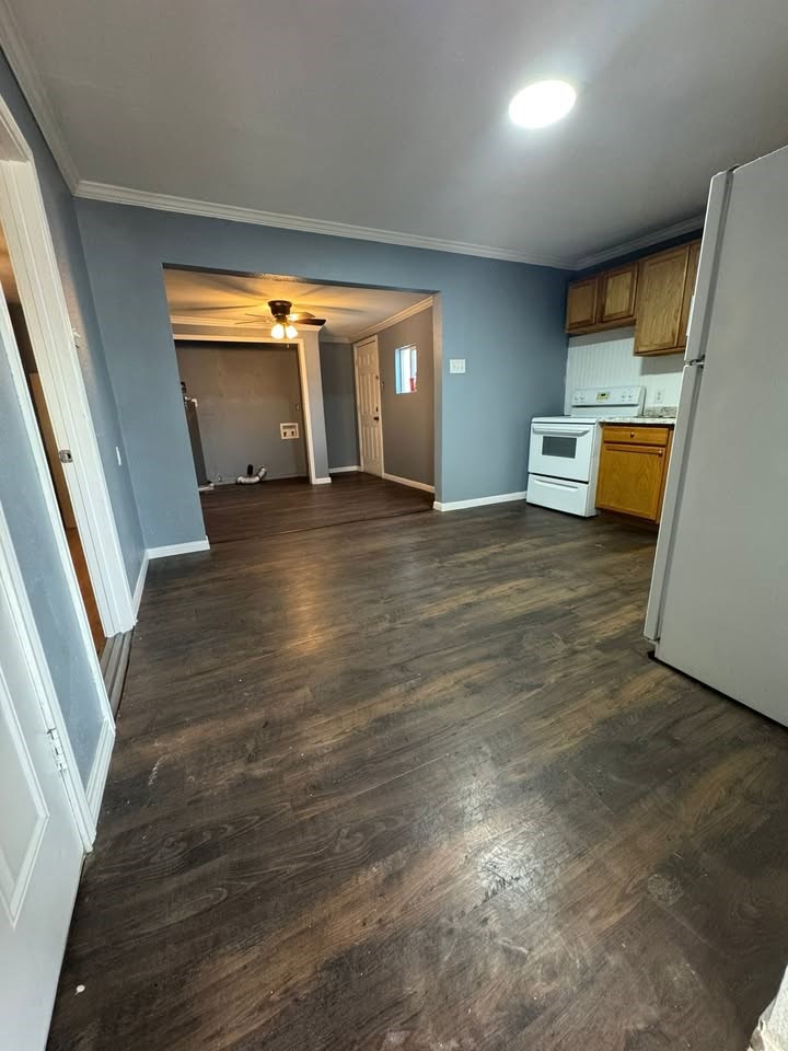 318 Montague Ave Property Photo 3