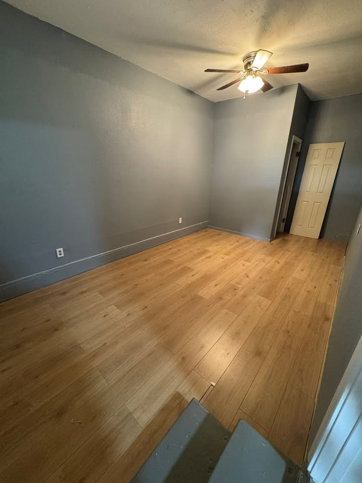 318 Montague Ave Property Photo 5
