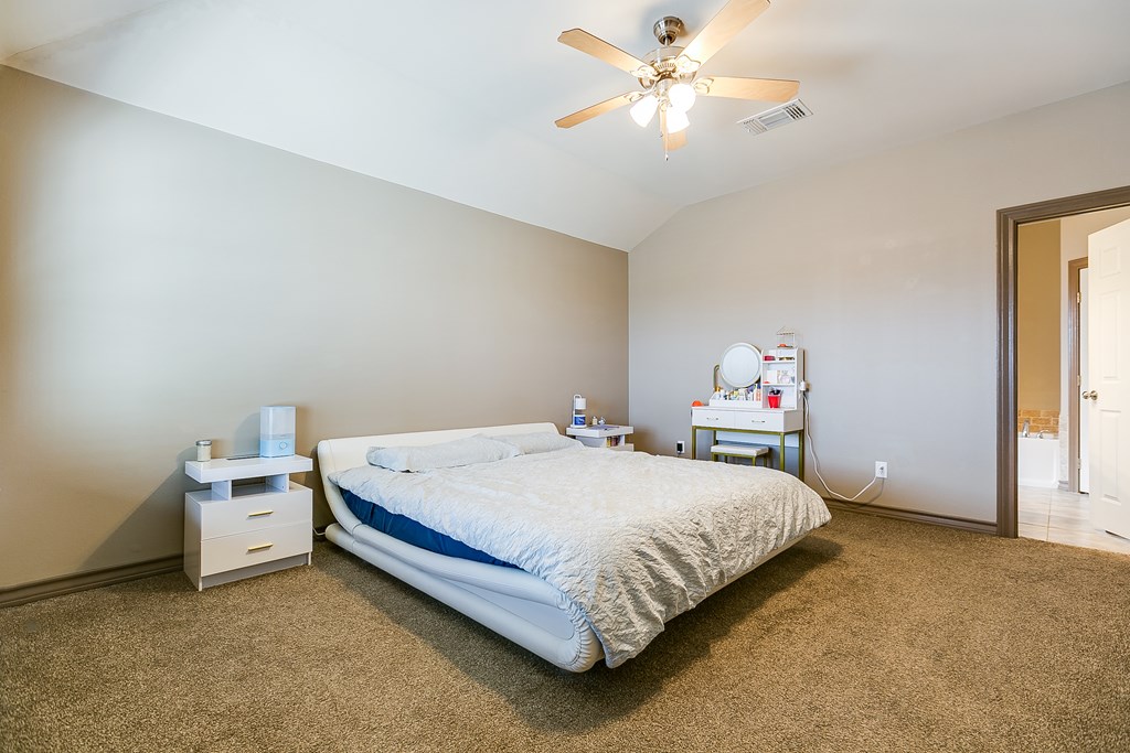 1226 Daniel St Property Photo 15