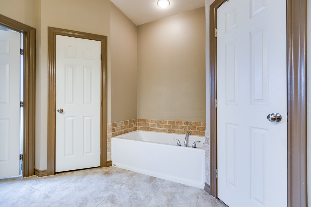 1226 Daniel St Property Photo 17
