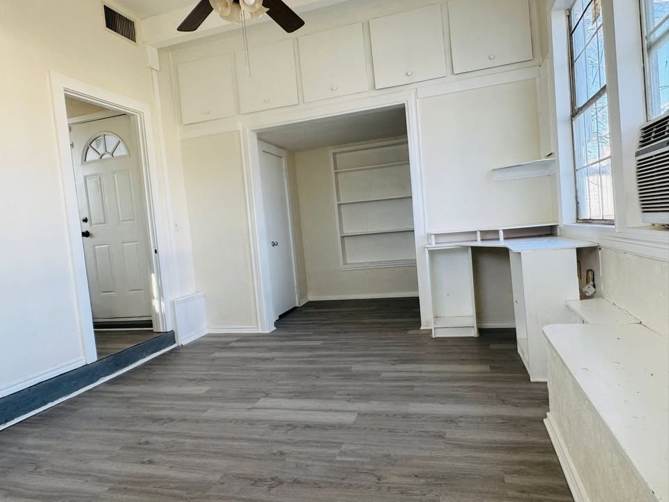 2102 Webster Avenue Property Photo 4