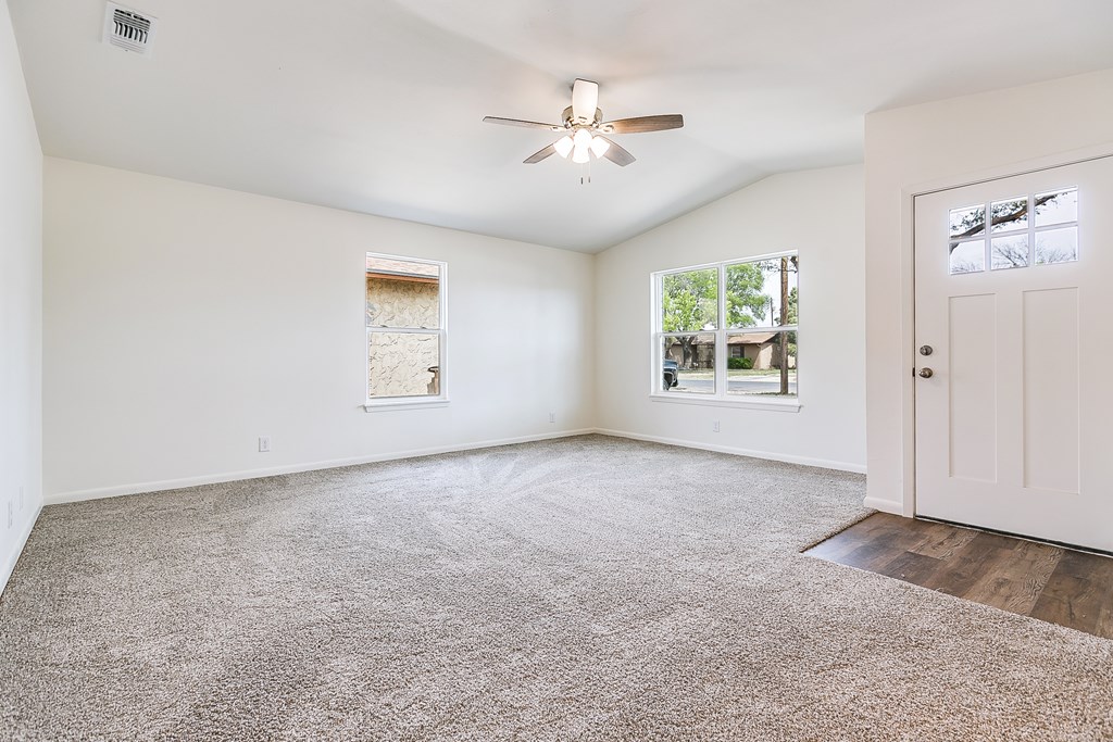 57 Goodfellow Ave Property Photo 7