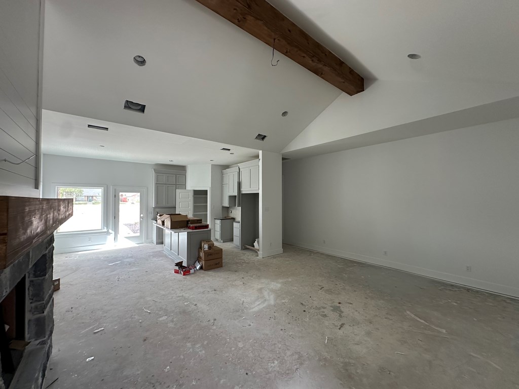 3615 Clearview Dr Property Photo 2