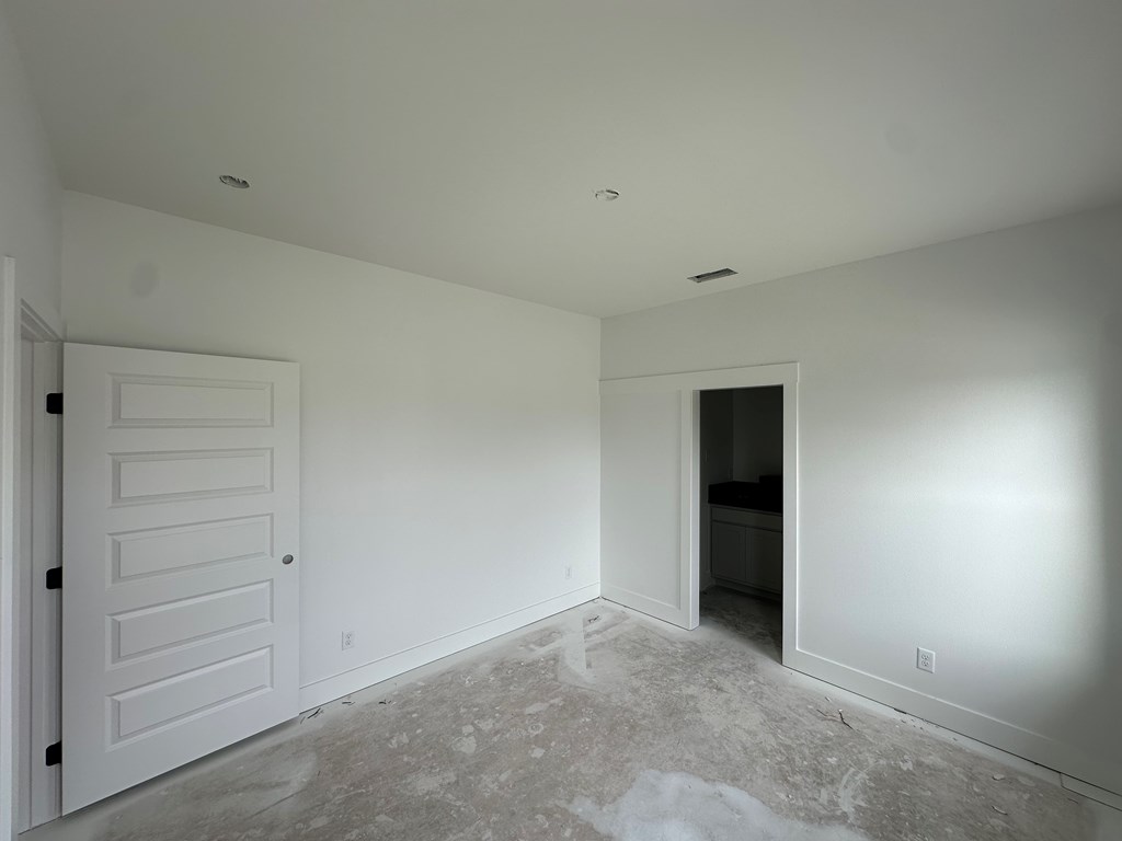 3615 Clearview Dr Property Photo 8