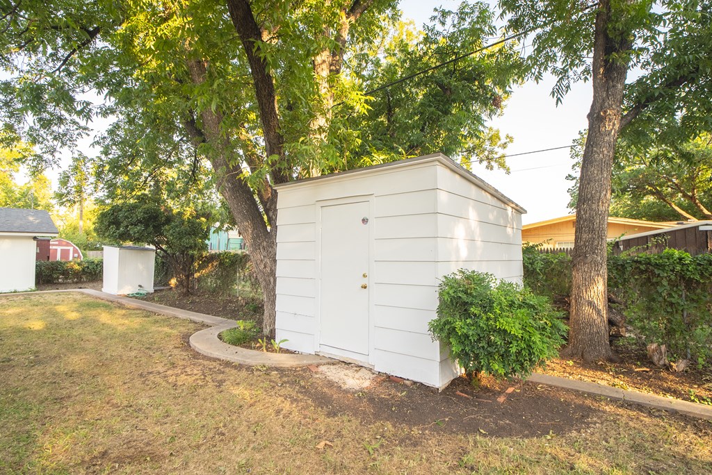 109 Churchill Blvd Property Photo 63