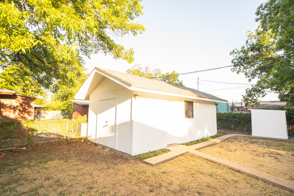 109 Churchill Blvd Property Photo 68