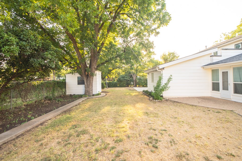 109 Churchill Blvd Property Photo 72