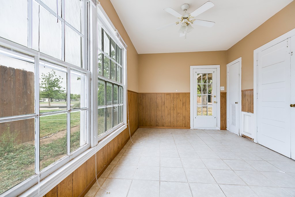 2607 Dena Dr Property Photo 13