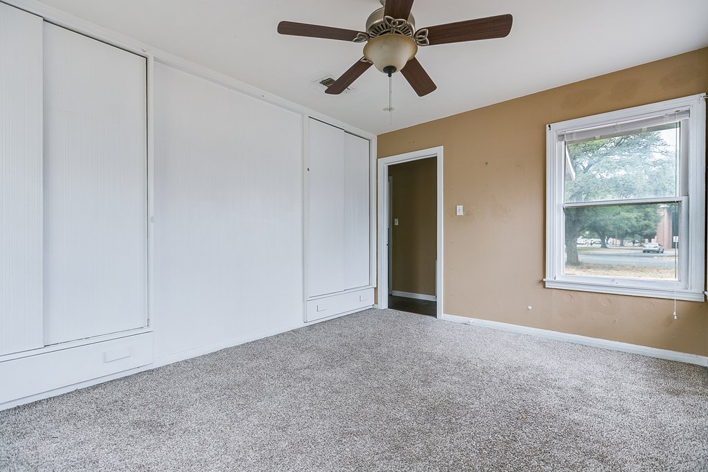2607 Dena Dr Property Photo 23