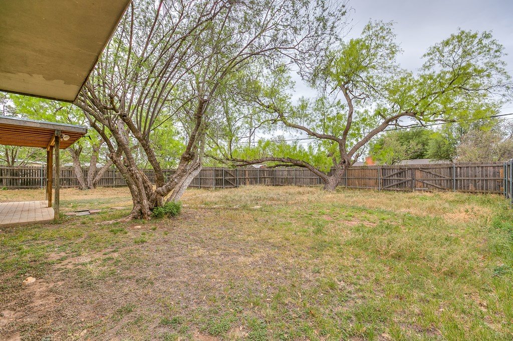 2607 Dena Dr Property Photo 31