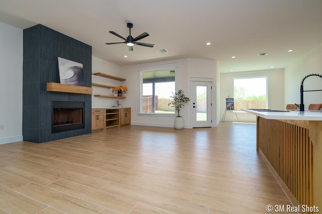 5182 Enclave Ct Property Photo 5