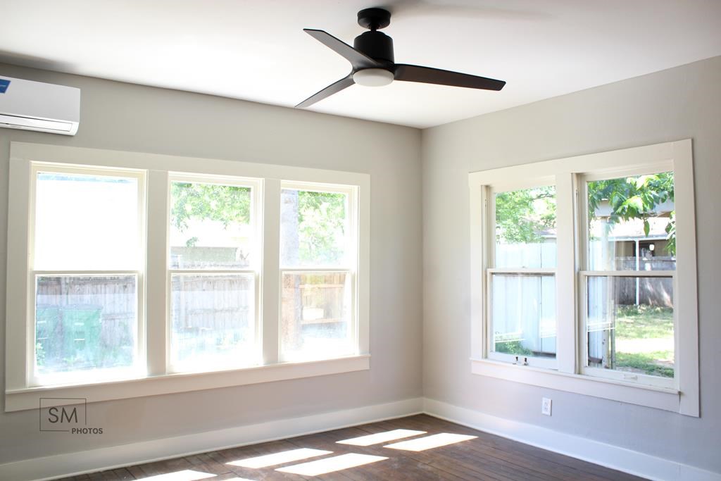 1615 Rio Grande St Property Photo 4