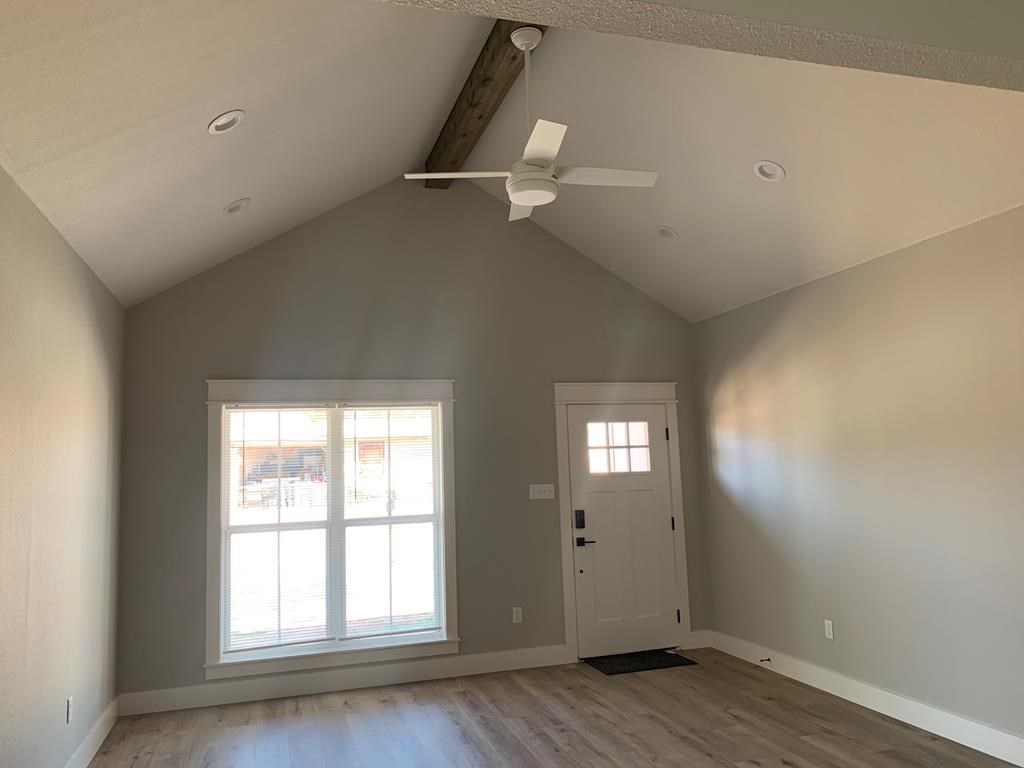 405 Ave Y Property Photo 2