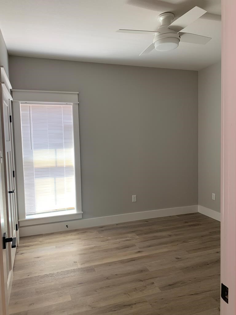 405 Ave Y Property Photo 9