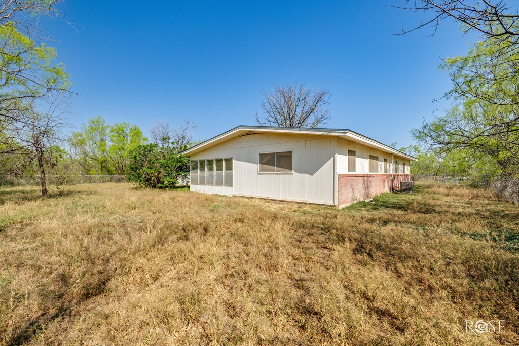 629 Cauley Lane Property Photo 29
