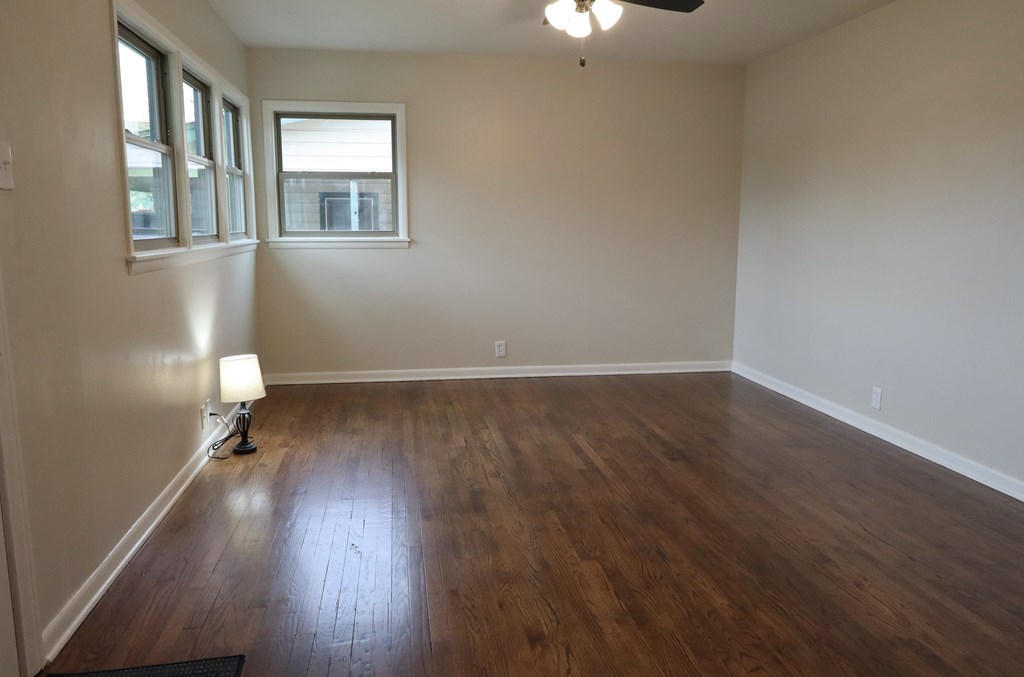 2611 Raney St Property Photo 5
