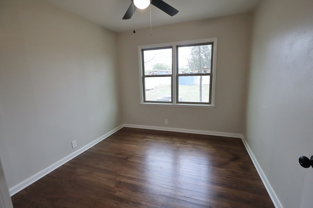2611 Raney St Property Photo 35