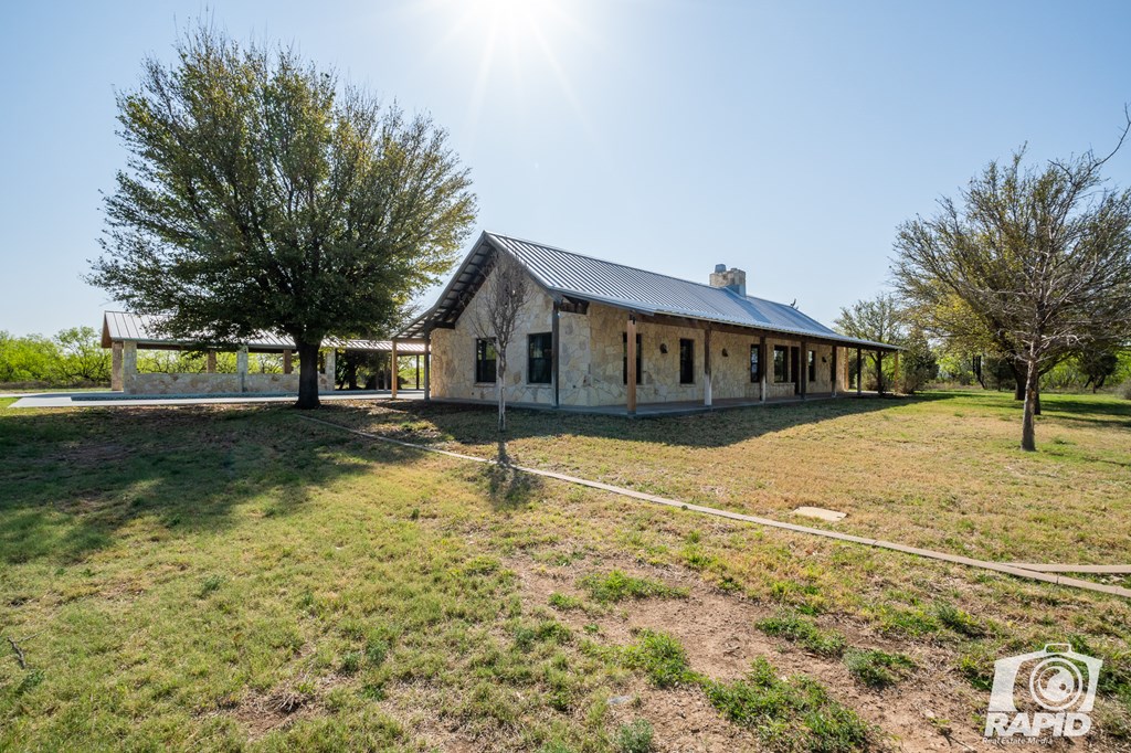 1806 Blackwood Rd Property Photo 2