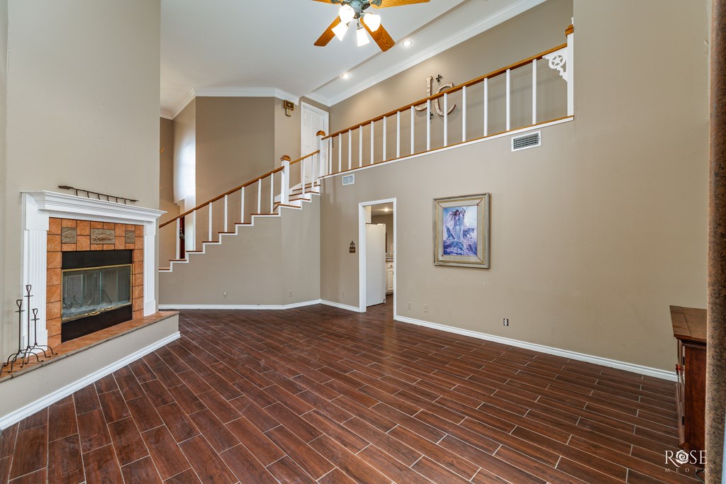 12713 Dove Creek Lane West Property Photo 7