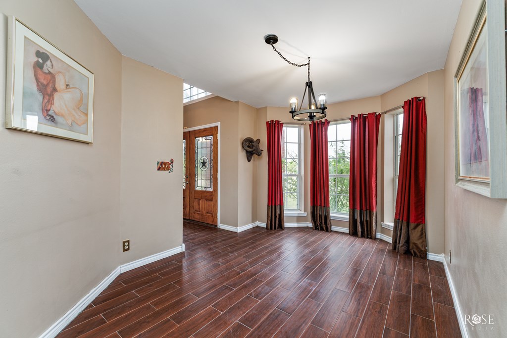 12713 Dove Creek Lane West Property Photo 9
