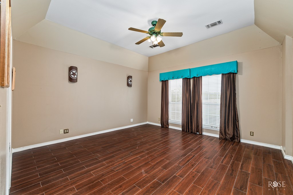 12713 Dove Creek Lane West Property Photo 14