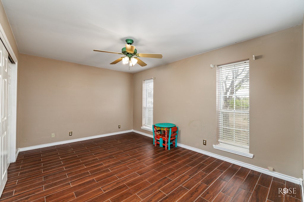 12713 Dove Creek Lane West Property Photo 20