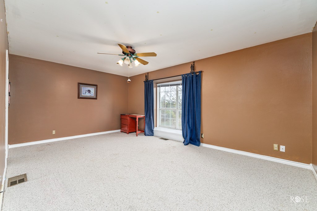 12713 Dove Creek Lane West Property Photo 27