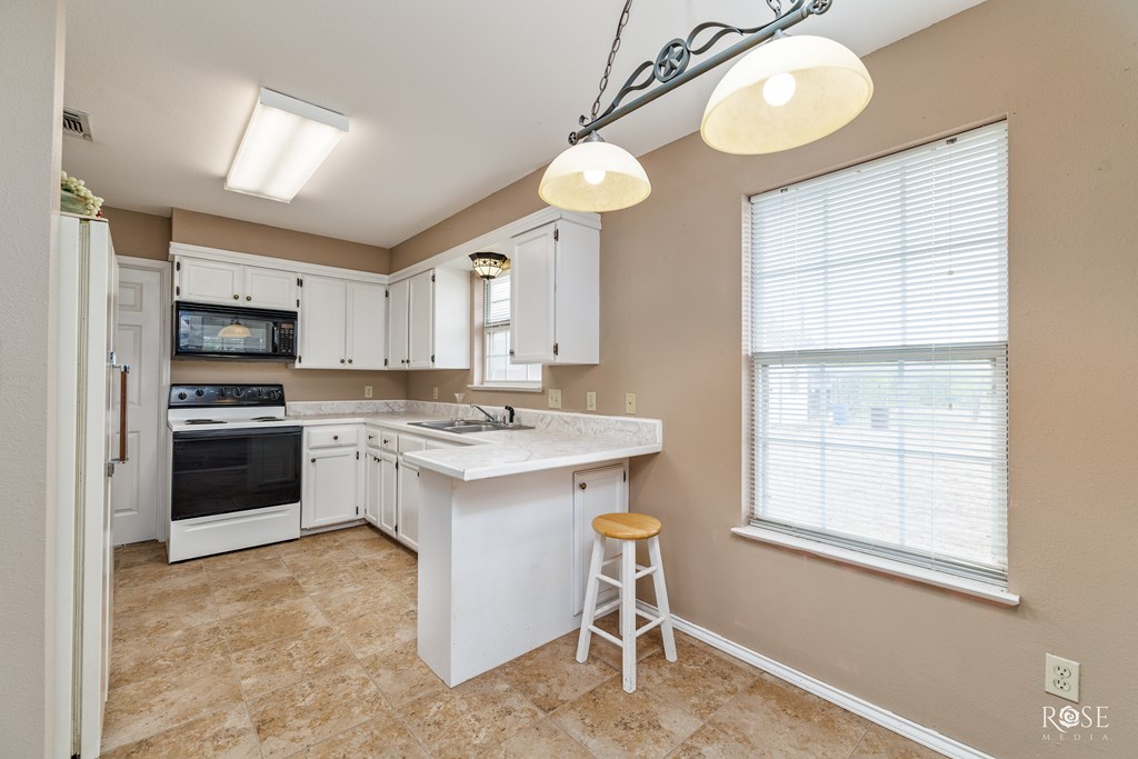 12713 Dove Creek Lane West Property Photo 34